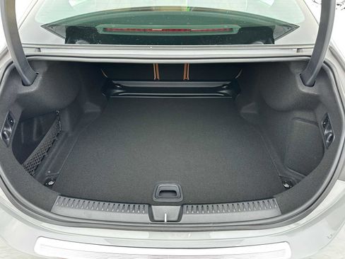 New 2026 Mercedes-Benz E 350 4MATIC Sedan image 14