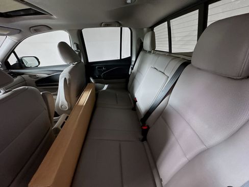 Used 2019 Honda Ridgeline RTL-T image 21