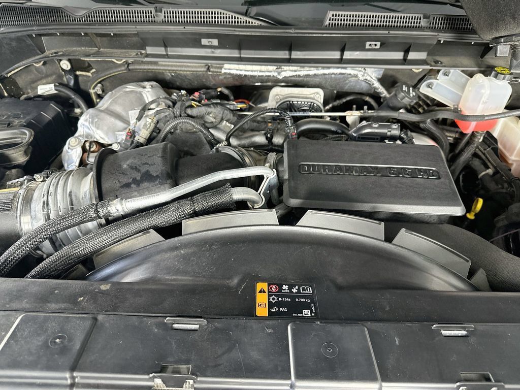 Used 2024 GMC Sierra 2500 Denali Ultimate AWD/4WD image 32