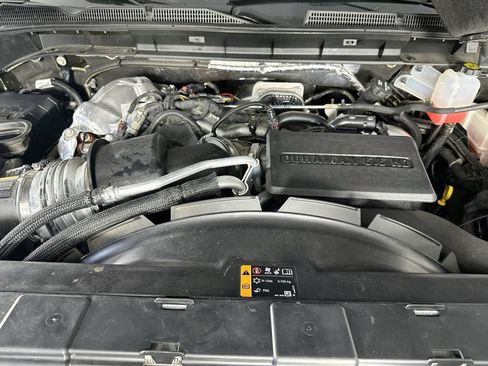 Used 2024 GMC Sierra 2500 Denali Ultimate AWD/4WD image 32