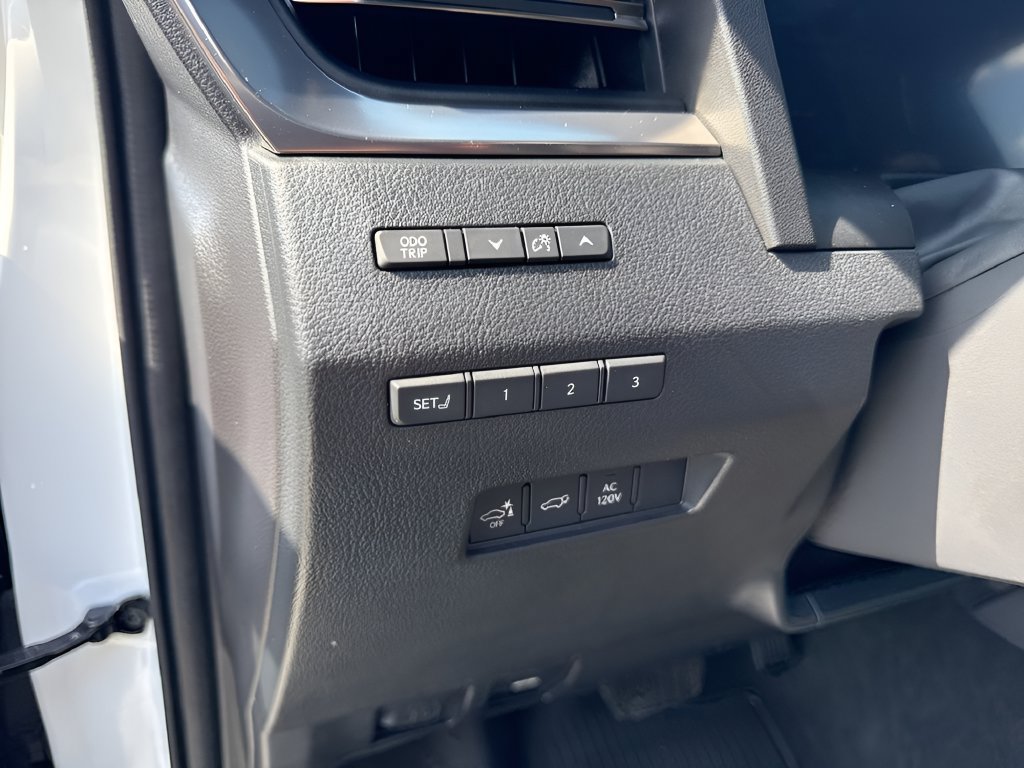 Used 2024 Lexus GX 550 AWD/4WD image 10