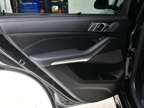 Used 2025 BMW X5 xDrive40i w/ Executive Package image 25