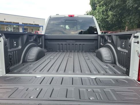 New 2025 Ford F350 XLT w/ Black Appearance Package image 5