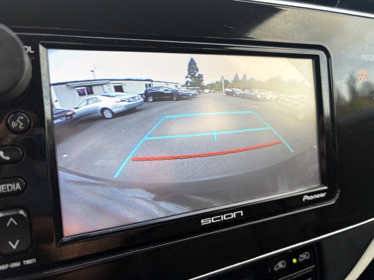 Used 2016 Scion iM FWD image 12