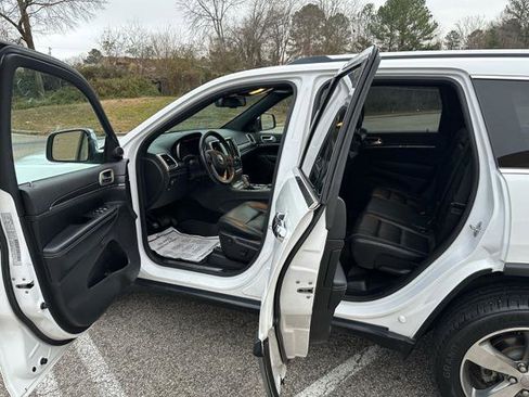 Used 2016 Jeep Grand Cherokee Limited image 31