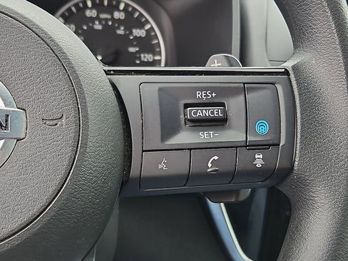 Used 2021 Nissan Rogue SV AWD/4WD image 21