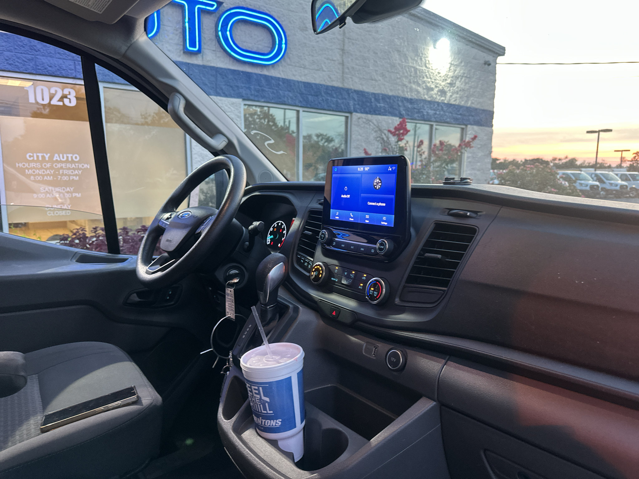 Used 2021 Ford Transit 350 XLT RWD image 11