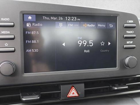 New 2026 Hyundai Elantra Sport FWD image 17