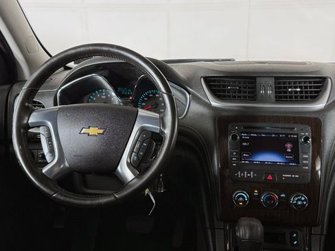 Used 2016 Chevrolet Traverse LT w/ Style and Technology Package FWD image 30