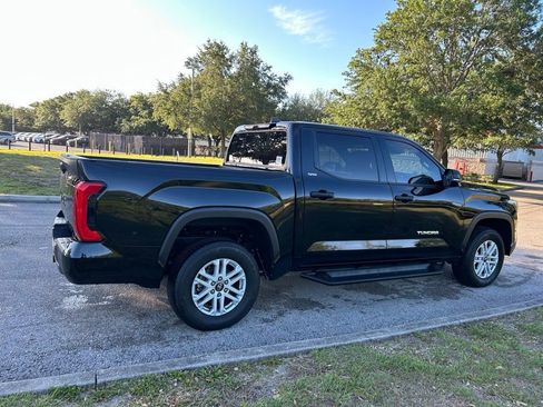 Used 2025 Toyota Tundra SR5 w/ SR5 Convenience Package AWD/4WD image 5
