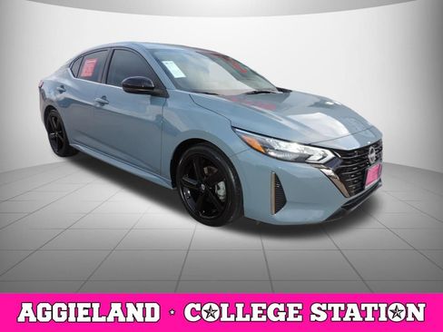 Certified 2024 Nissan Sentra SR image 3