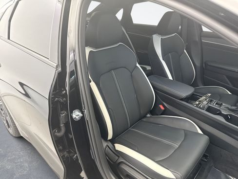 Used 2025 Kia K5 GT-Line w/ GT-Line Premium Package AWD/4WD image 19