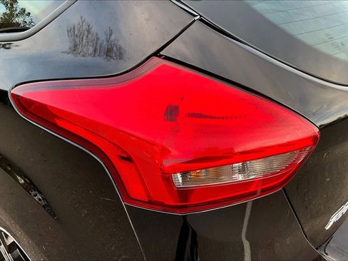 Used 2016 Ford Focus ST image 29