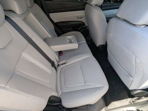 Used 2026 Hyundai Tucson SEL FWD image 14
