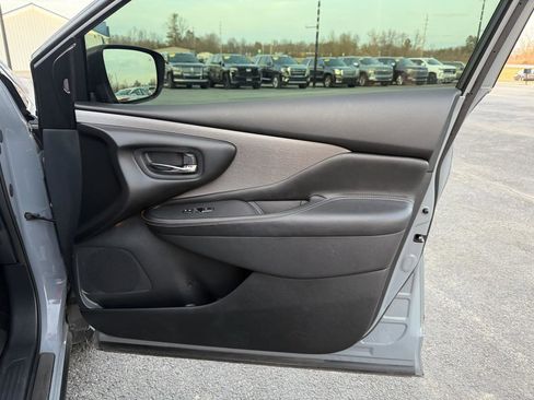 Used 2023 Nissan Murano SL w/ Cargo Package image 22