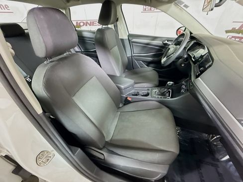 Used 2019 Volkswagen Jetta SE FWD image 29