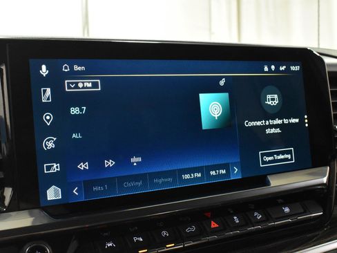 Used 2025 Chevrolet Silverado 1500 LT Trail Boss w/ Convenience Package II image 16