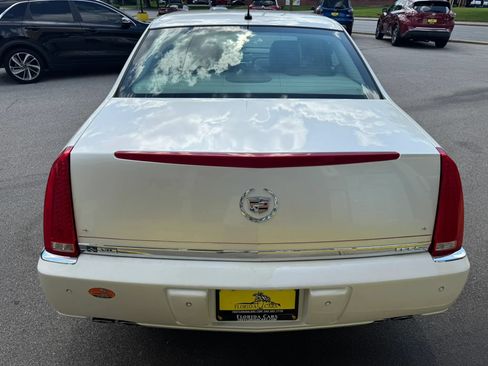 Used 2008 Cadillac DTS FWD image 7