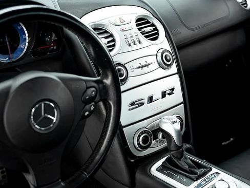Used 2006 Mercedes-Benz SLR image 20