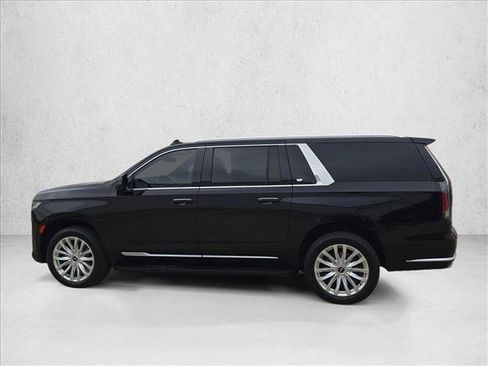 Used 2024 Cadillac Escalade ESV Luxury RWD image 9
