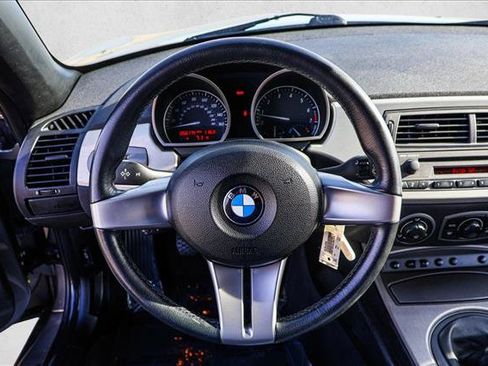 Used 2003 BMW Z4 2.5i RWD image 12
