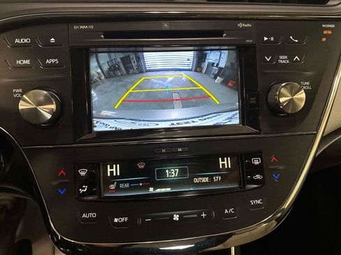 Used 2017 Toyota Avalon Limited w/ Carpet Mat Package image 26