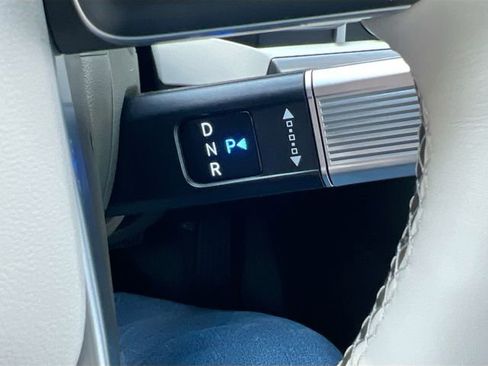 New 2025 Hyundai Santa Fe Calligraphy FWD image 17