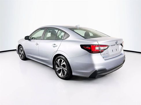 Used 2025 Subaru Legacy Premium AWD/4WD image 9