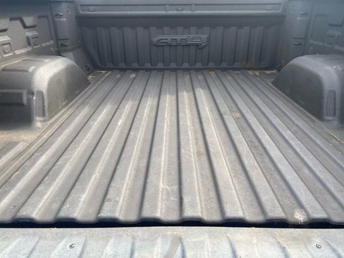 Used 2021 GMC Sierra 1500 AT4 w/ AT4 Premium Package image 17