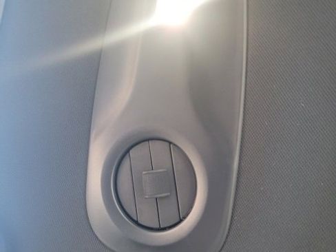 New 2025 Chrysler Pacifica Select image 33