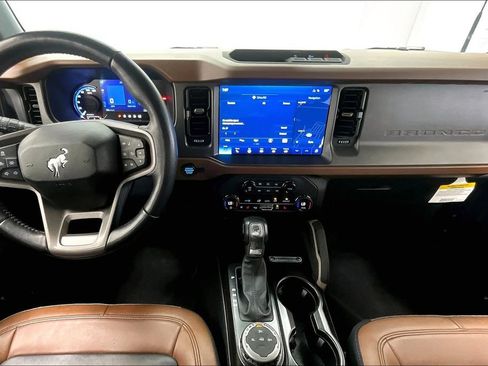 Used 2024 Ford Bronco Outer Banks AWD/4WD image 15
