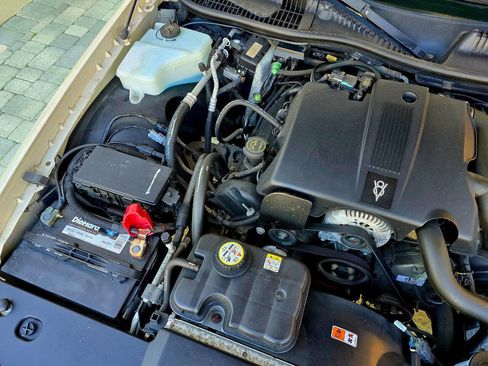 Used 2003 Lincoln Town Car Cartier image 67