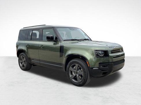 Used 2026 Land Rover Defender 110 X-Dynamic SE AWD/4WD image 7