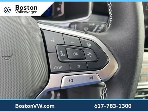 New 2025 Volkswagen Taos SEL image 17