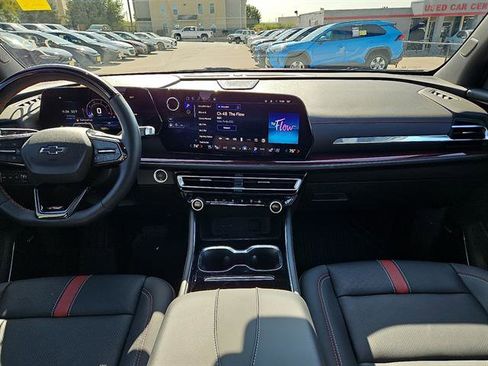 Used 2024 Chevrolet Traverse RS w/ LPO, Floor Liner Package image 12