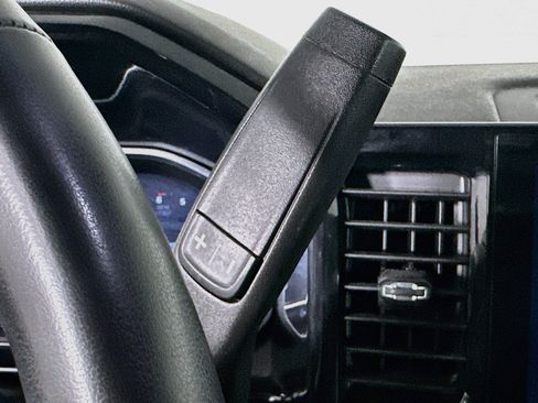 Used 2024 Chevrolet Silverado 1500 LT AWD/4WD image 24