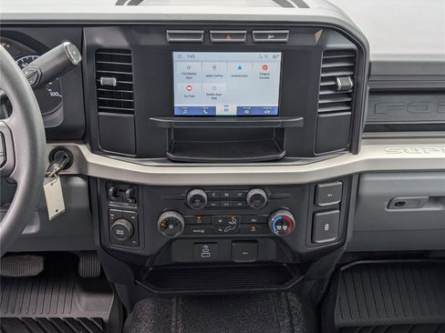 Used 2024 Ford F250 XL w/ XL Chrome Package AWD/4WD image 18