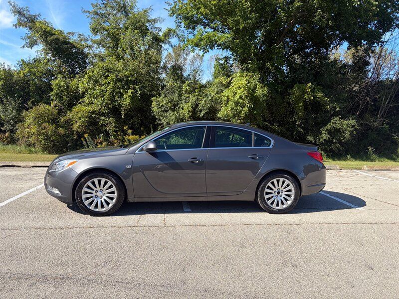 Used 2011 Buick Regal CXL FWD image 2