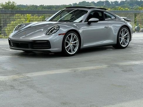 Used 2024 Porsche 911 Carrera w/ Premium Package RWD image 12