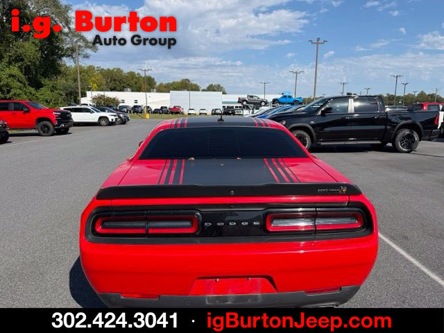 Certified 2022 Dodge Challenger R/T Scat Pack w/ Shaker Package RWD image 4
