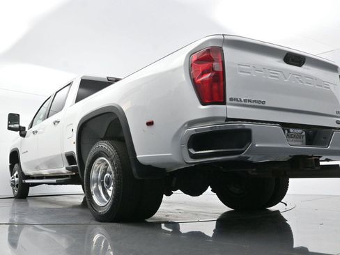 Used 2022 Chevrolet Silverado 3500 LTZ w/ LTZ Convenience Package AWD/4WD image 51
