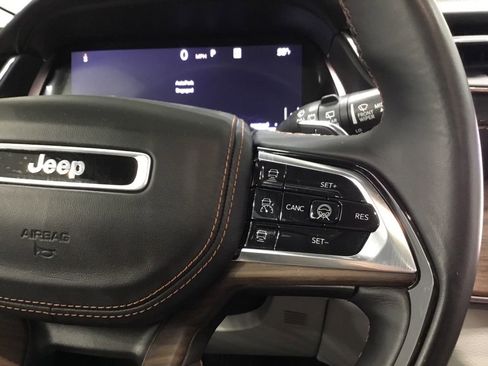 Used 2021 Jeep Grand Cherokee L Summit w/ Advanced Protech Group IV AWD/4WD image 50