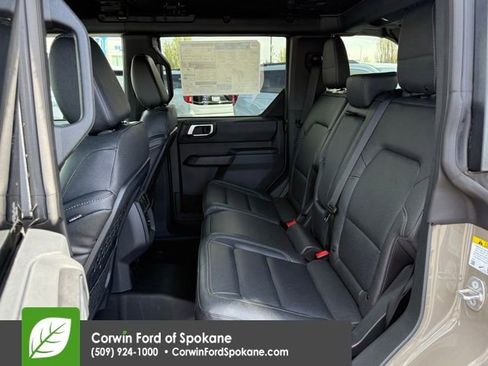 New 2026 Ford Bronco Big Bend w/ Black Diamond Package AWD/4WD image 10