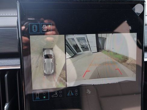 New 2026 GMC Acadia Elevation w/ Elevation Premium Package FWD image 24