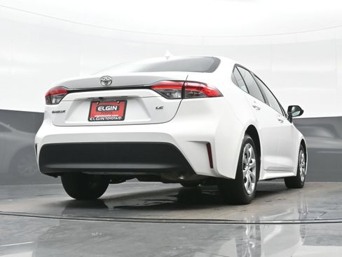 Used 2023 Toyota Corolla LE FWD image 30