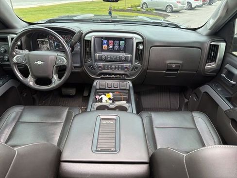 Used 2018 Chevrolet Silverado 1500 LTZ Z71 w/ Centennial Edition AWD/4WD image 8