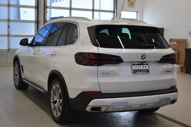 Used 2025 BMW X5 xDrive40i AWD/4WD image 10