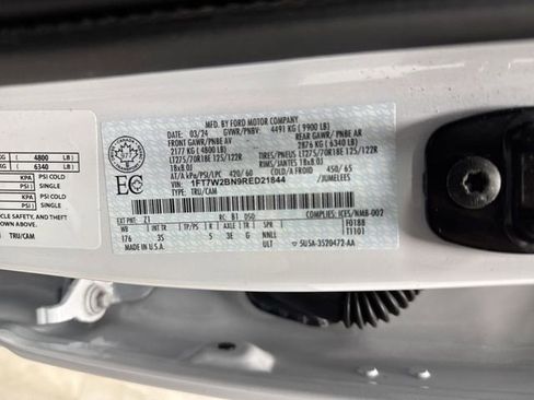 Used 2024 Ford F250 XLT image 39