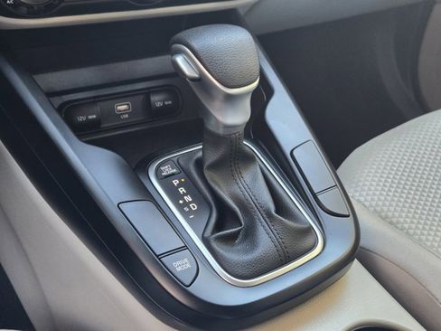 Certified 2025 Kia Soul LX image 20