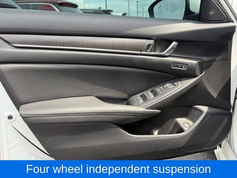Used 2020 Honda Accord EX-L image 18